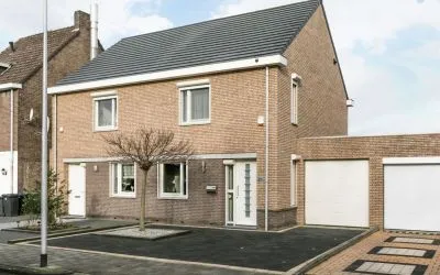Tussenwoning te koop: Demstraat 118, De Dem en omgeving Hoensbroek