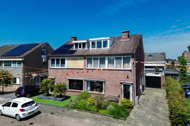 Twee-onder-één-kap te koop: Den Bramel 12, Schelfhorst Zuidoost Almelo