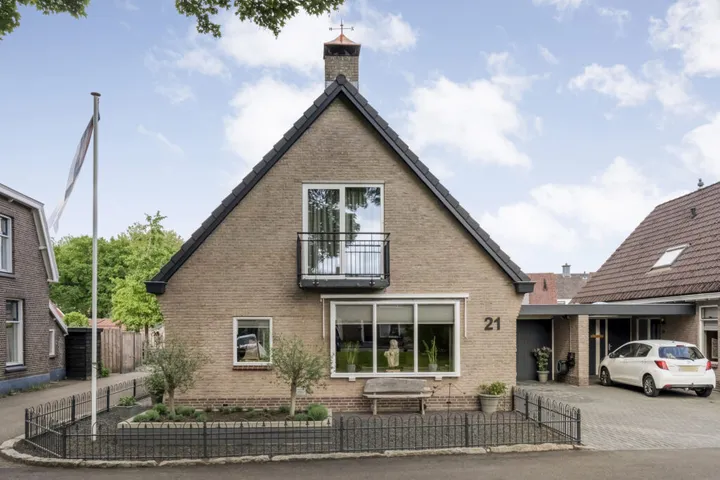 Twee-onder-één-kap te koop: den Lagen Oordt 21, Kern Ommen - Zeeheldenbuurt - Lodderholt Ommen