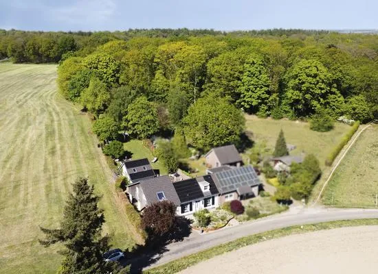 Twee-onder-één-kap te koop: Den Aam 4, Verspreide huizen Mengelenberg en Lengel Lengel