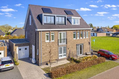 Twee-onder-één-kap te koop: Den Eik 23, Westerbeek buitengebied Westerbeek