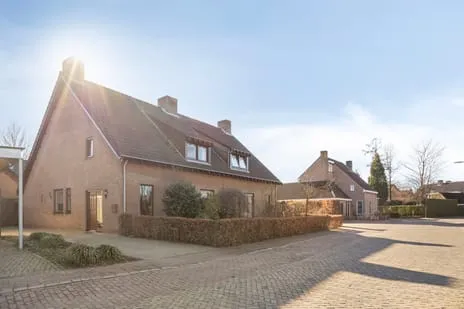Twee-onder-één-kap te koop: den Ekker 35, Reusel Reusel