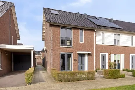 Hoekwoning te koop: Den Oven 10A, Geffen Geffen