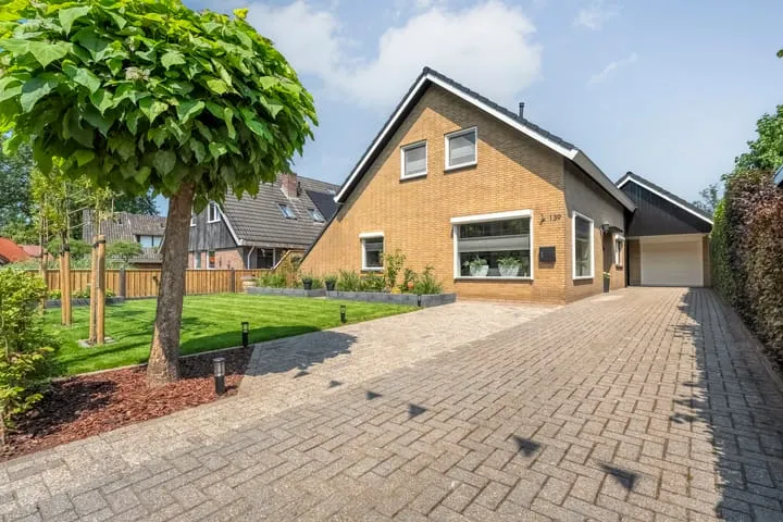 Vrijstaande woning te koop: Denekamperweg 139, Vasse