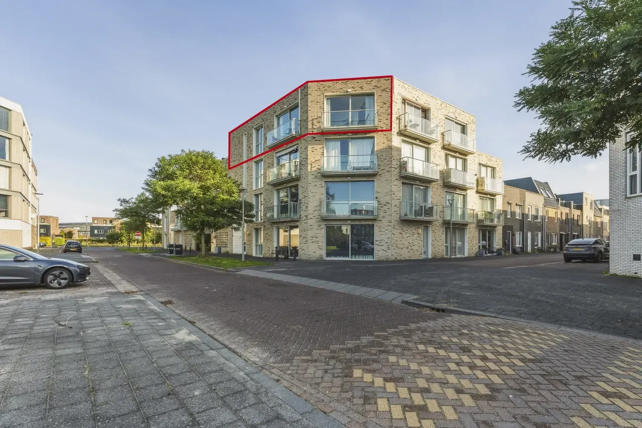 Appartement te koop: Denemarkenstraat 150, Almere