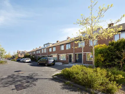Tussenwoning te koop: Dennekruid 212, Rotterdam
