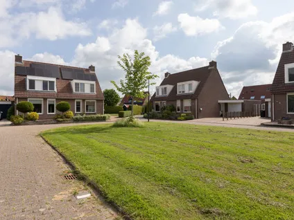 Twee-onder-één-kap te koop: Dennenburg 15, Bolsward-Noordoost Bolsward