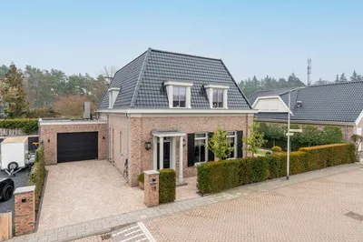 Vrijstaande woning te koop: Dennenburg 18, Beukbergen Huis Ter Heide