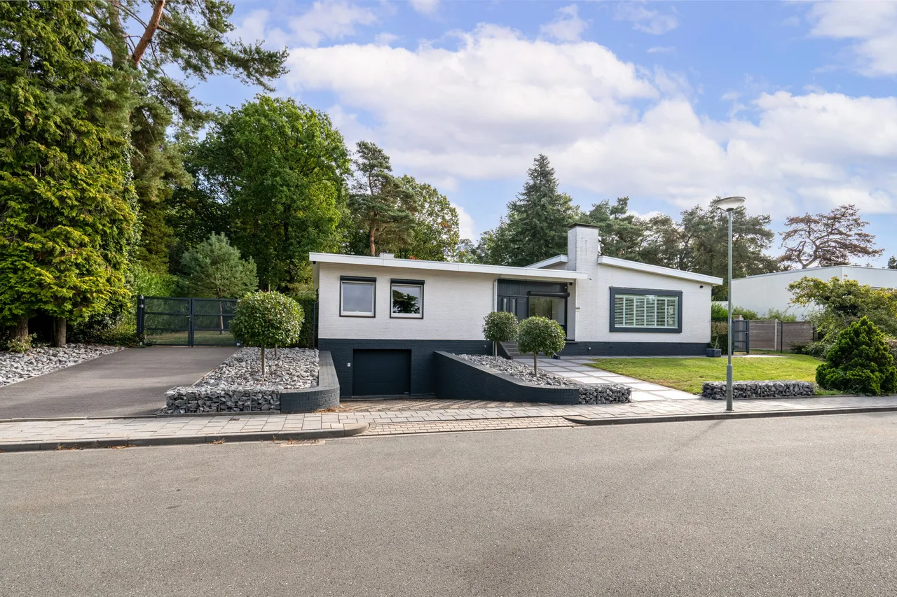 Vrijstaande woning te koop: Dennenlaan 2, Landgraaf