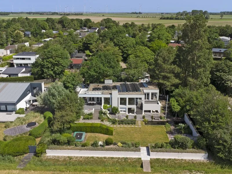 Vrijstaande woning te koop: Dennenlaan 24., Kamperland