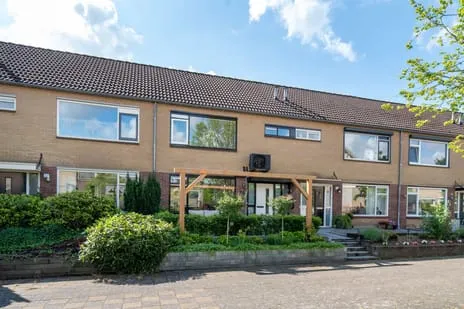 Terraced house for sale: Dennenlaan 25, Nieuwland en Lentfert Rijssen