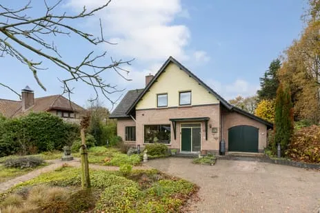 Vrijstaande woning te koop: Dennenlaan 27, Hoogerheide Hoogerheide