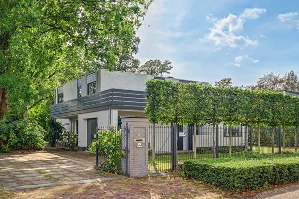 Vrijstaande woning te koop: Dennenlaan 4, Valkenswaard
