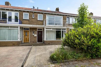 Tussenwoning te koop: Dennenstraat 106, Schieringen Leeuwarden