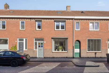 Tussenwoning te koop: Dennenstraat 16, Bomenbuurt Midden Tilburg