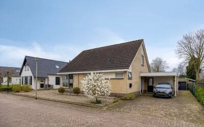Vrijstaande woning te koop: Dennenstraat 4, Millingen aan de Rijn-Oost Millingen Aan De Rijn