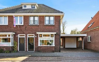 Twee-onder-één-kap te koop: Dennenweg 140, Pathmos Enschede