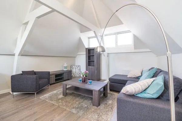 Woning te huur: Denneweg, 'S-Gravenhage