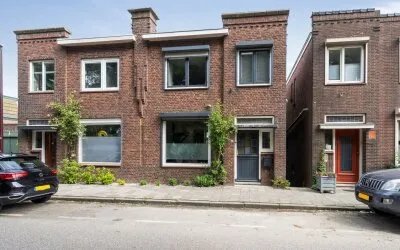 Twee-onder-één-kap te koop: Dennis Leestraat 45, Stampersgat Stampersgat