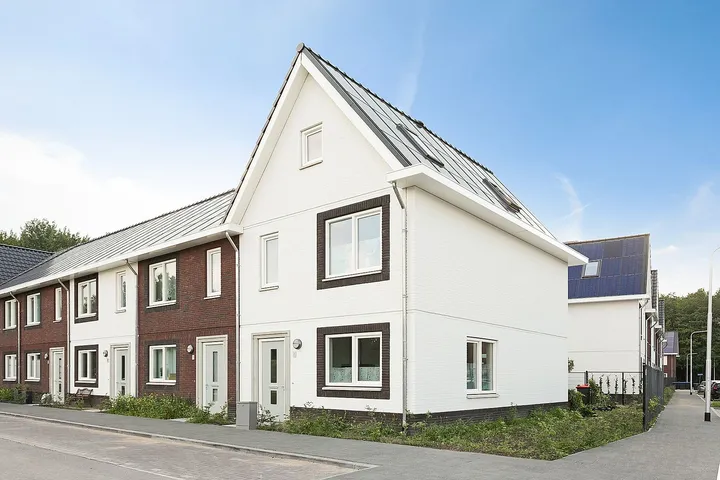 Terraced house for rent: Denverplein 9, Quirijnstok Zuid-West Tilburg