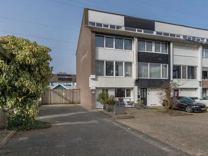 Hoekwoning te koop: Derde Hambaken 91, 'S-Hertogenbosch