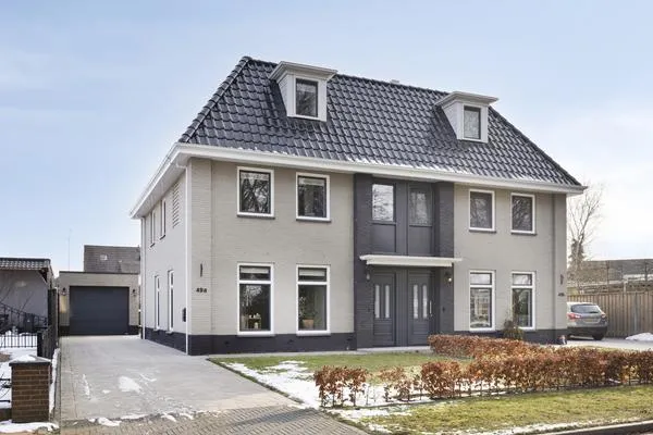 Twee-onder-één-kap te koop: Derksweg 49A, Klazienaveen-Zuid Klazienaveen