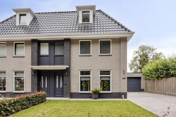 Twee-onder-één-kap te koop: Derksweg 49B, Klazienaveen-Zuid Klazienaveen