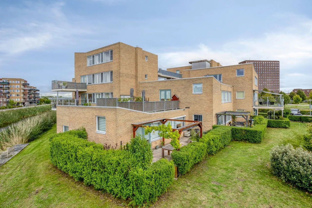 Appartement te koop: Dettifossstraat 130, Almere