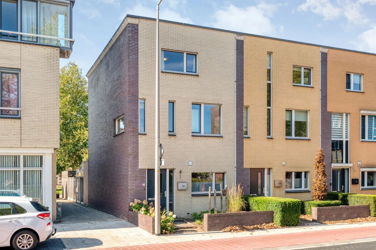 Hoekwoning te koop: Deurningerstraat 151, Enschede