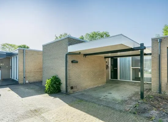 Tussenwoning te koop: Deverbrink 85, Bargeres Emmen