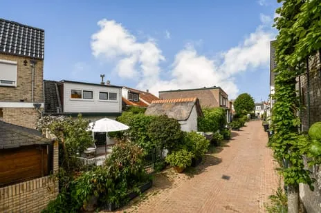 Tussenwoning te koop: Diaconiehuisstraat 30, Centrum Zandvoort