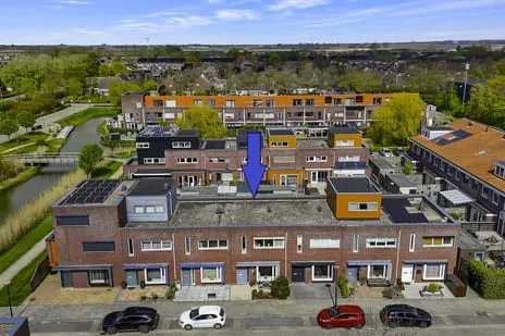 Tussenwoning te koop: Diamant 19, Edelesteen en Schildersbuurt Anna Paulowna