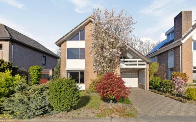 Vrijstaande woning te koop: Diamantdijk 137, Kortendijk C Roosendaal