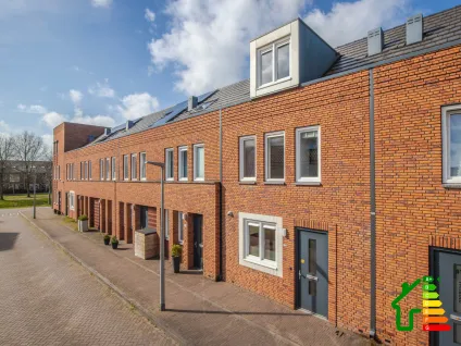 Tussenwoning te koop: Dianaplantsoen 15, Schuytgraaf-Centrum Arnhem
