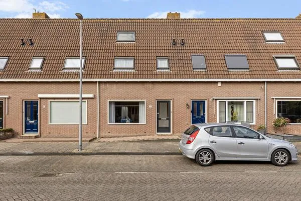 Tussenwoning te koop: Dick Tolstraat 10, Volendam-Blokgouw 3 Volendam