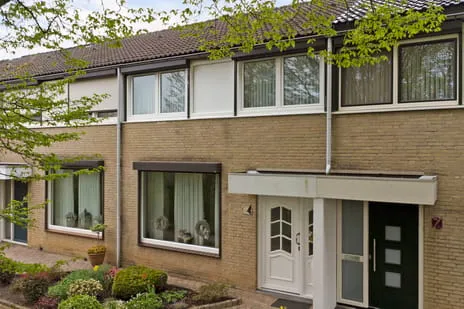 Tussenwoning te koop: Dickenslaan 68, Vossener-Noord Venlo