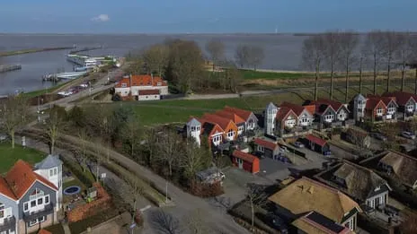 Hoekwoning te koop: Dieklaan 1, Middelharnis Nieuw Zeeland Middelharnis
