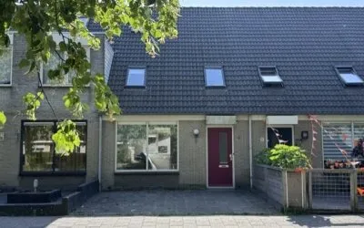 Terraced house for rent: Diepenbrockhof 12, Kersenboogerd-Zuid - Buurt 33 05 Hoorn