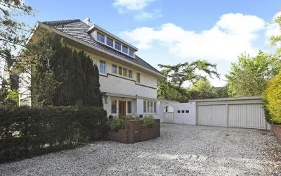 Vrijstaande woning te koop: Diependaalselaan 114, Schilderskwartier Hilversum