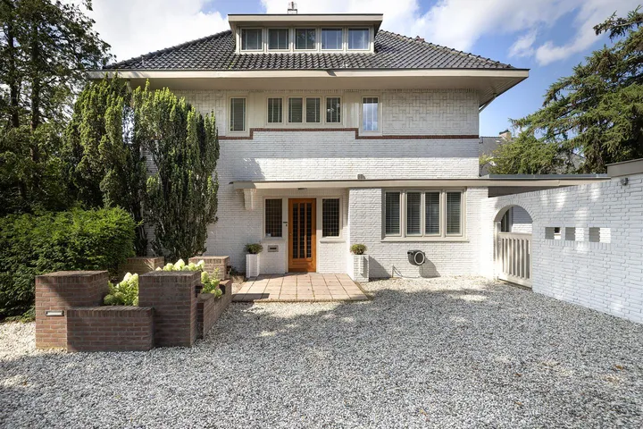 Vrijstaande woning te koop: Diependaalselaan 114, Schilderskwartier Hilversum