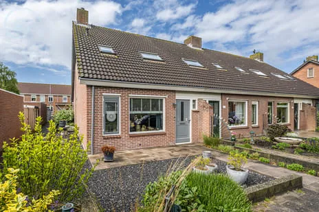 Hoekwoning te koop: Diependorst 114, Ouddorp centrum Ouddorp