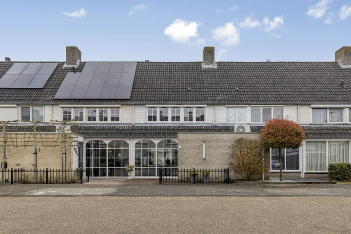 Tussenwoning te koop: Diepenveenstraat 14, Huibeven Oost Tilburg