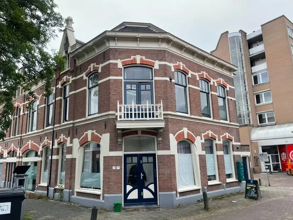 Tussenwoning te koop: Diezerplein 2, Dieze-Centrum Zwolle