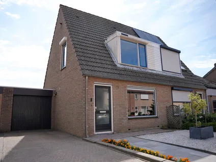 Tussenwoning te koop: Dijckmeesterstraat 6, Groede Groede