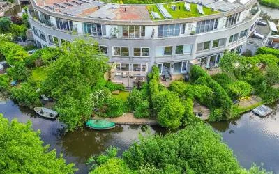 Tussenwoning te koop: Dijkbraak 24, Twiske-West Amsterdam