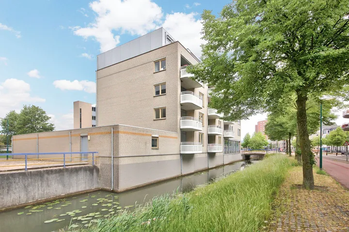 Appartement te huur: Dijkhoeve 6, Hoeven Houten