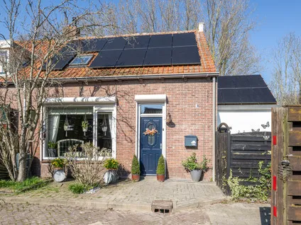 Twee-onder-één-kap te koop: Dijkhof 27, Stad Aan 'T Haringvliet