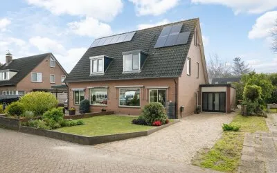 Twee-onder-één-kap te koop: Dijkhuizenweg 58, Nijbroek Nijbroek