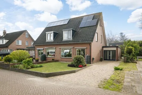 Twee-onder-één-kap te koop: Dijkhuizenweg 58, Nijbroek Nijbroek