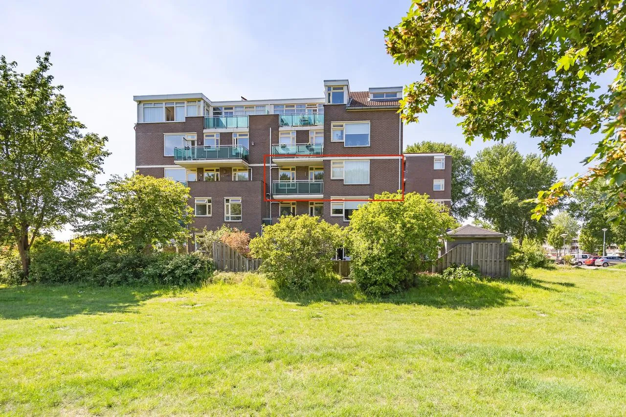 Appartement te koop: Dijkmeent 12, Almere